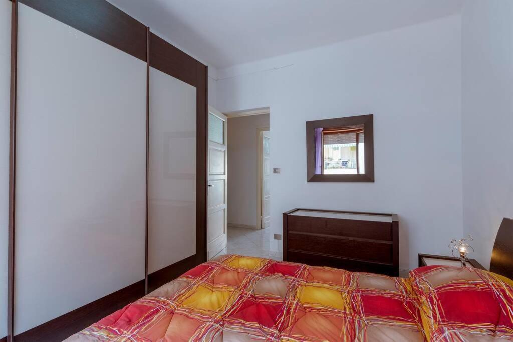 Apartment Goethe - 2 - 100m Stazione - 200m Palafiori